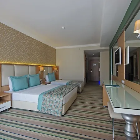 Hotel Royal Garden Konaklı