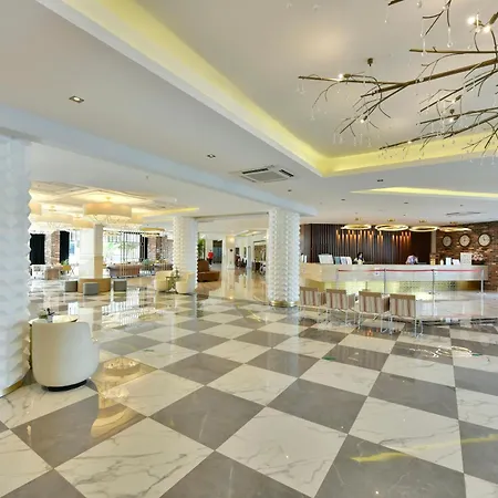 Royal Garden Konaklı