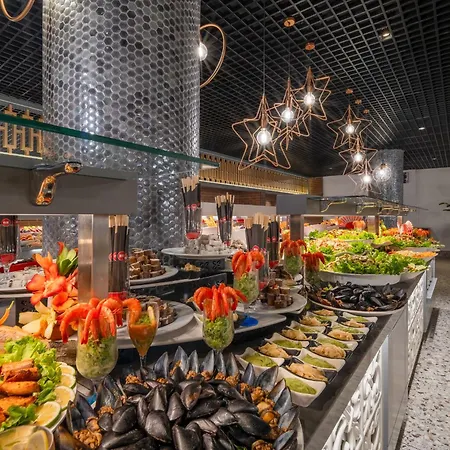 Szálloda Royal Garden 5*