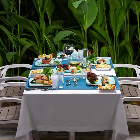 Szálloda Royal Garden 5*