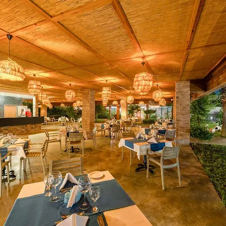 Szálloda Royal Garden 5*