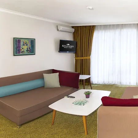 Royal Garden Hotel