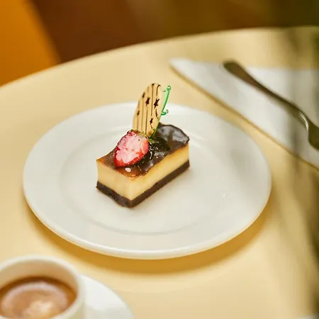 Royal Garden Hotel Konaklı