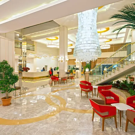 Hotel Royal Garden Konaklı