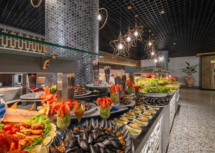 فندق Royal Garden 5*
