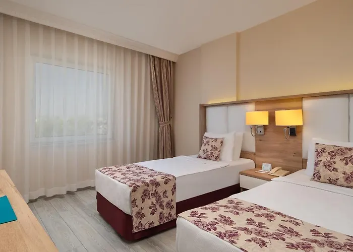 Royal Garden فندق 5*