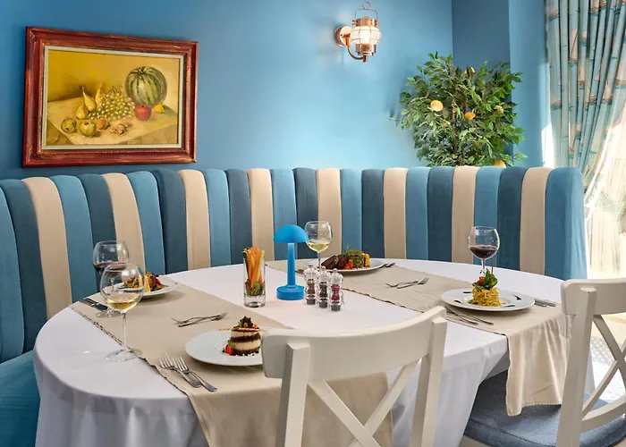 فندق Royal Garden كوناكلي