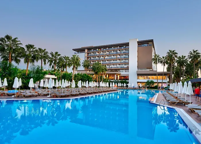 Royal Garden فندق كوناكلي