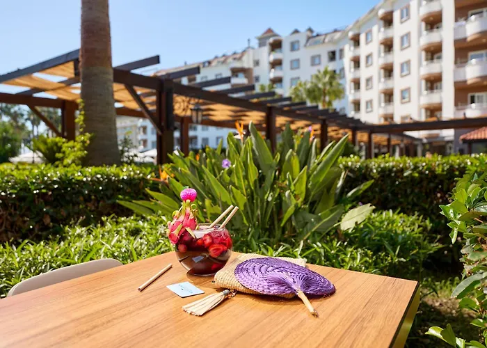 فندق Royal Garden كوناكلي