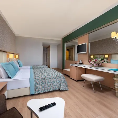 Royal Garden Hotel Konakli