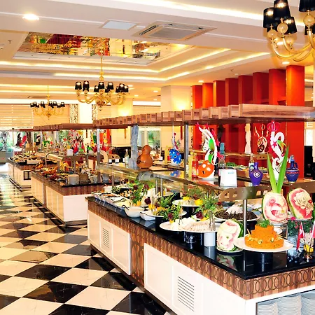 Royal Garden 5*