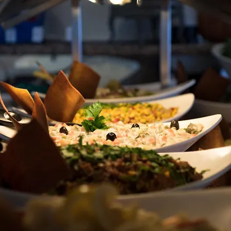 Royal Garden 5* קונאקלי