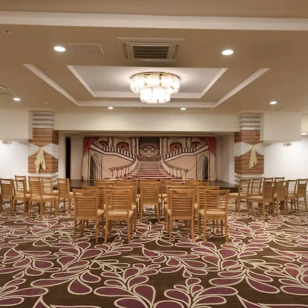 Royal Garden 5* كوناكلي