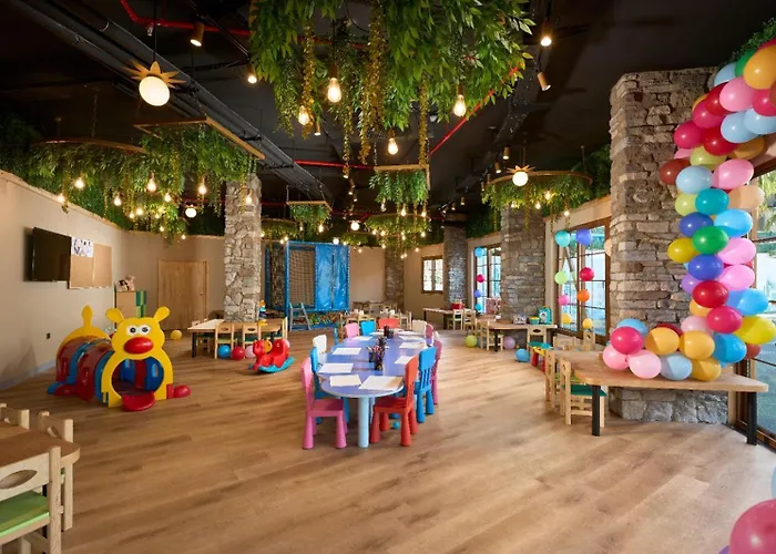 Royal Garden 5* Konaklı