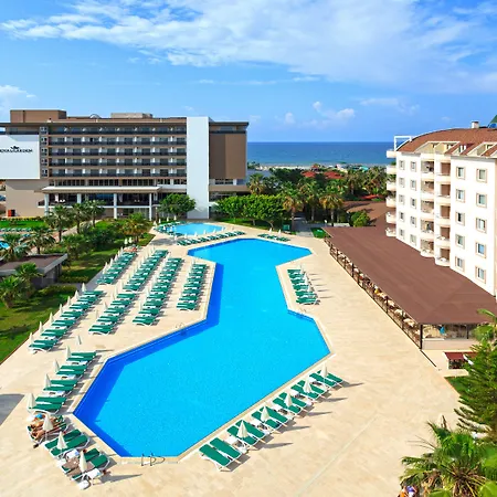 Hotel Royal Garden Konaklı